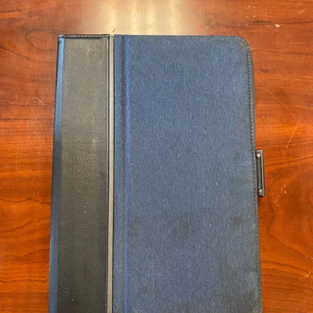 Apple iPad Pro (10.5-inch, Wi-Fi + Cellular, 64GB) - Rose Gold